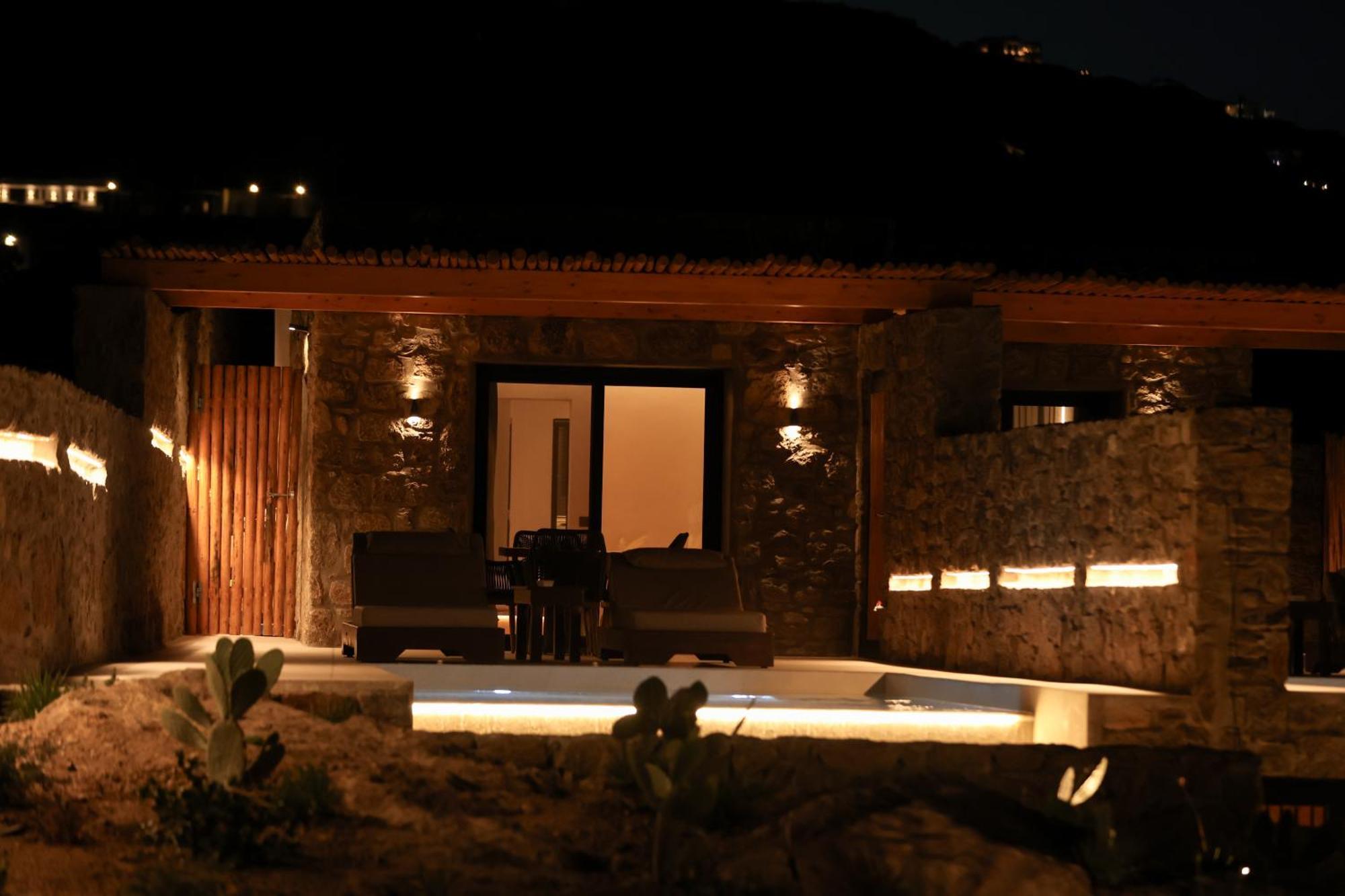 Queen Kalliopi Suites Plintri Exterior photo